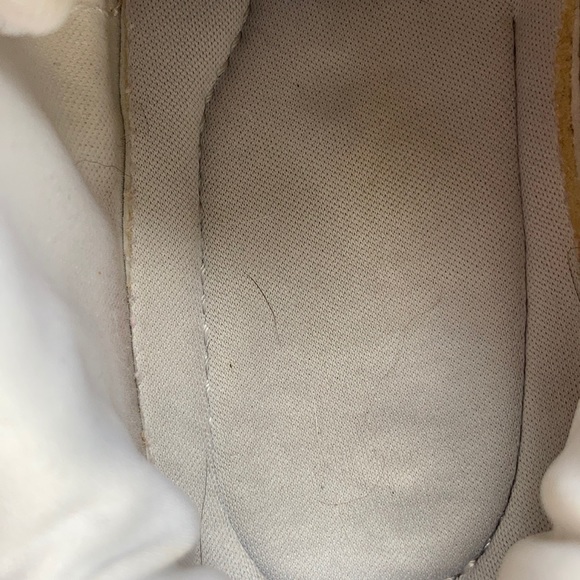 Champion shoes - Picture 2 of 2